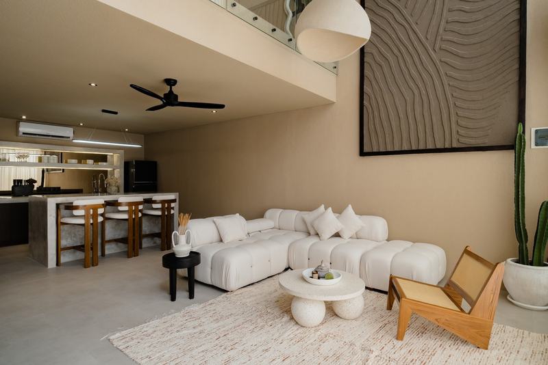 Bingin townhouse: double-height living room
