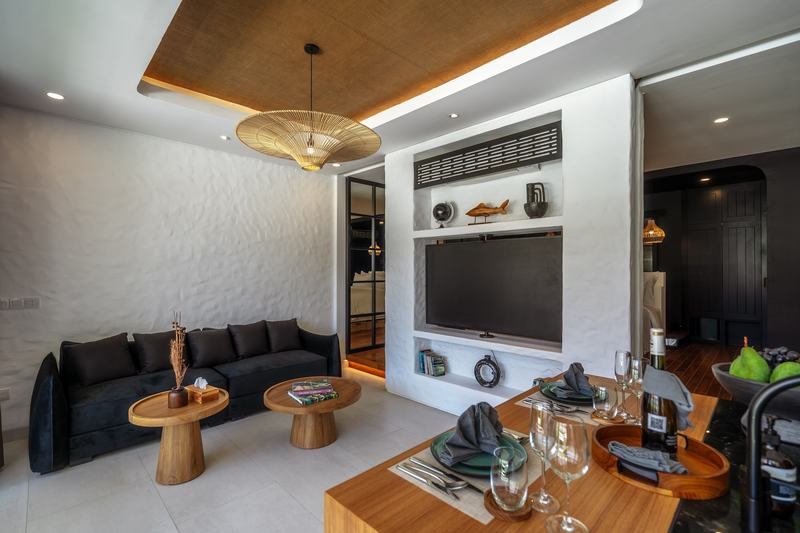 One-bedroom apartment in Canggu: living room with a TV