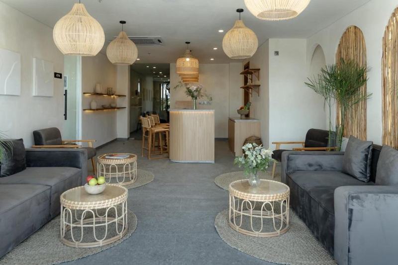 Berawa one-bedroom apartment: lobby with work and seating areas