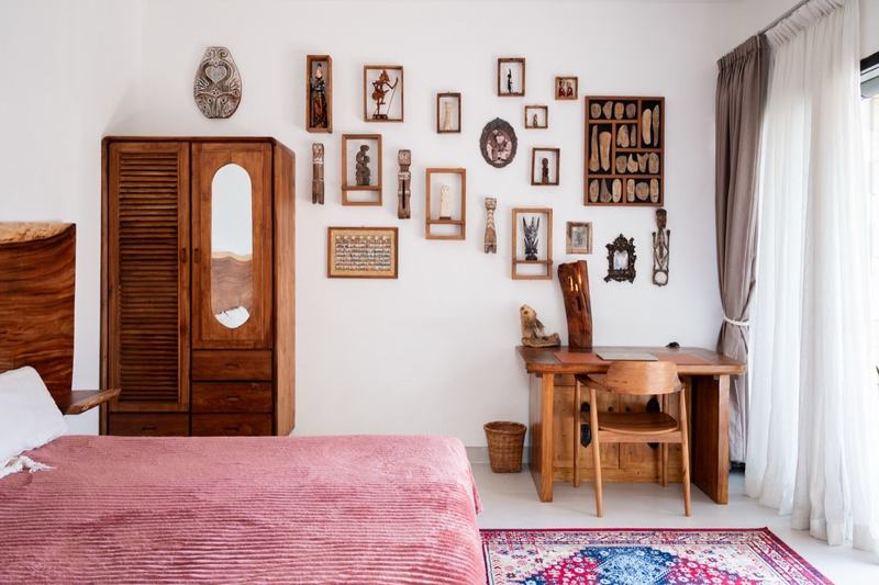 Two-bedroom villa in Seminyak: bedroom with a work desk