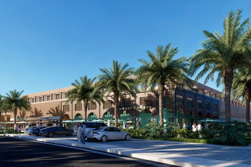 SOMOSHOTELS: buildings and palms along the street