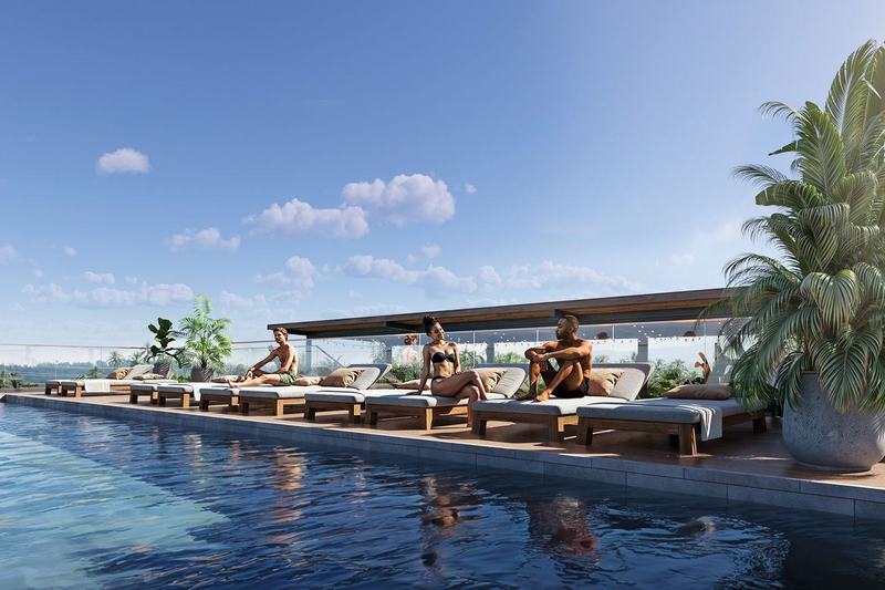 SWOI Berawa: rooftop pool with sun loungers