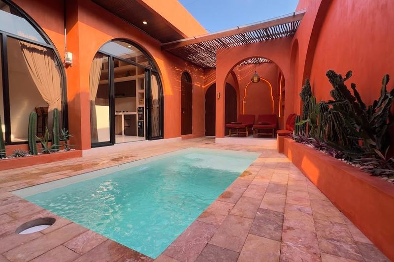 Moroccan-style villa, Ungasan: terracotta courtyard and pool