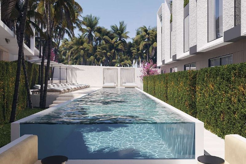 White Palm: the 25 m shared pool and residential blocks